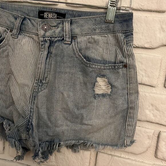 Rewash distressed vertical stripe denim shorts size 7/28 - Picture 4 of 10